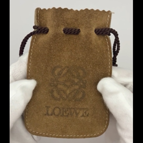 RARE EUC Loewe Logoed Tan Suede Tiny Drawstring Pouch Travel Jewelry - Picture 4 of 15